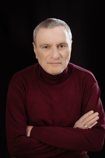 Малия Адгур